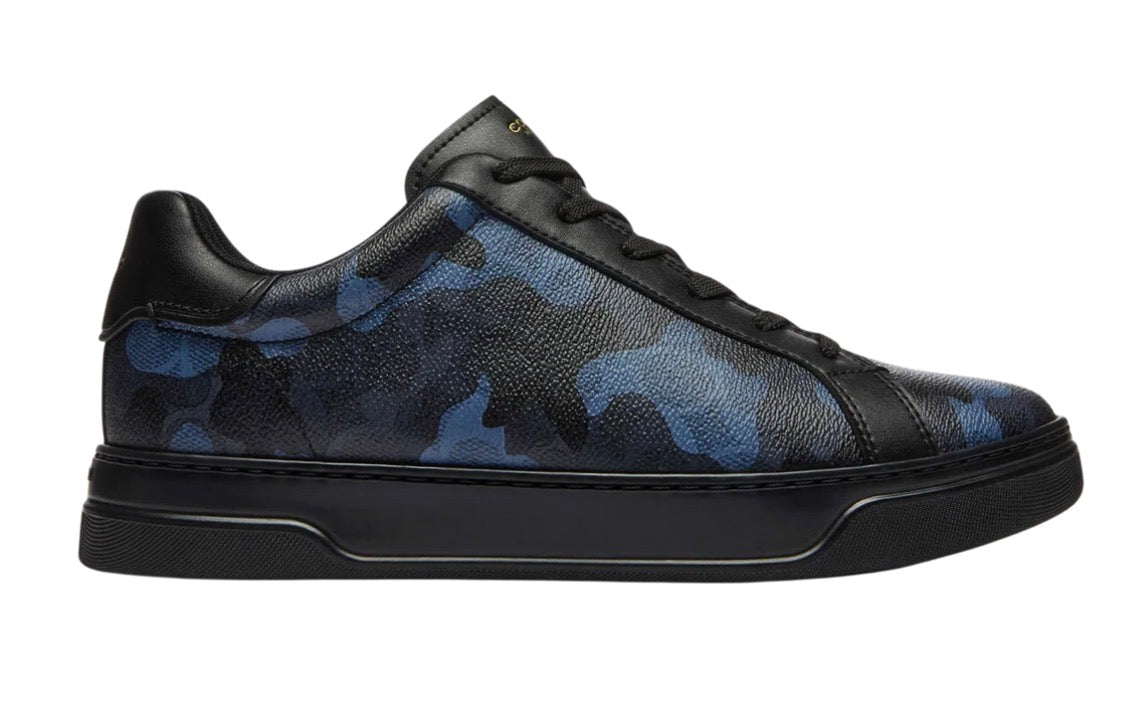 Coach SNKRS