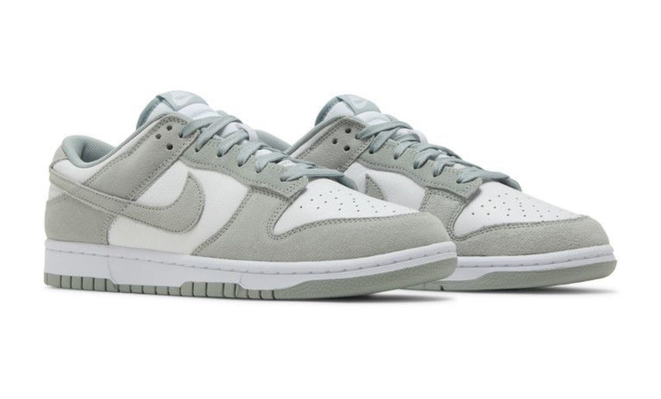 Dunk Low White Light Pumice