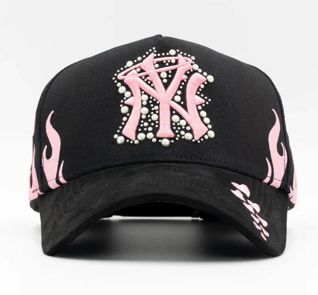 31 Hats NY Pearls