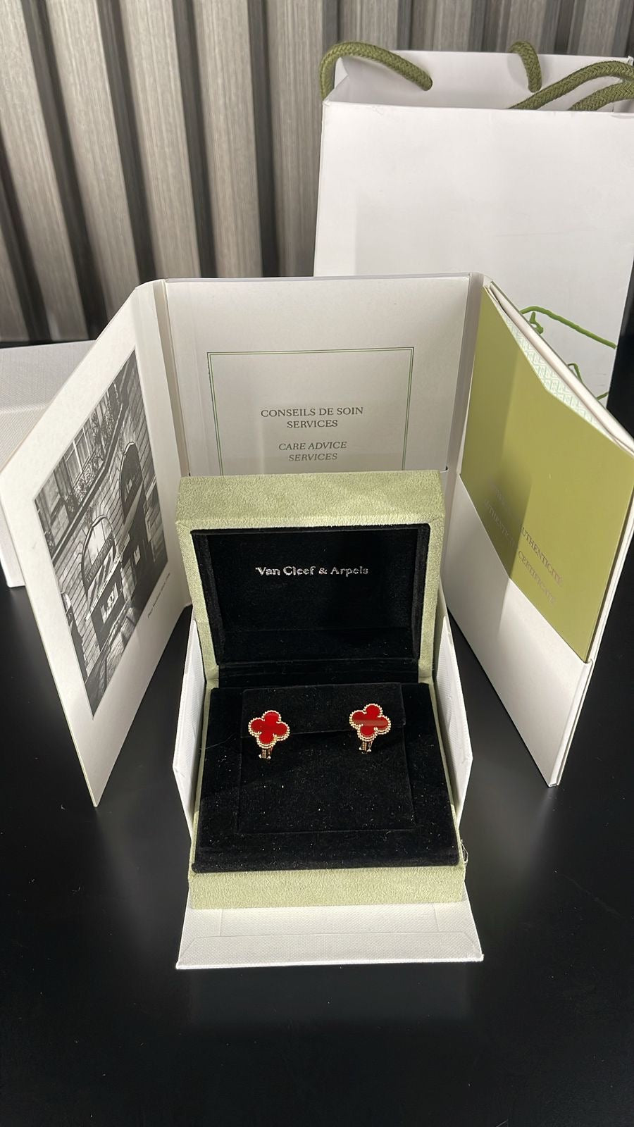 Aretes Tipo Van Cleef Plata .925 con baño de oro Rojo