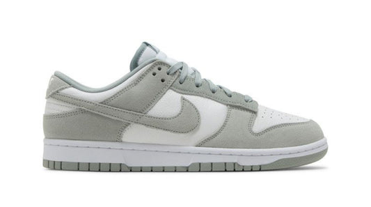 Dunk Low White Light Pumice