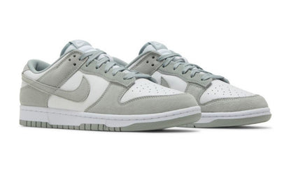 Dunk Low White Light Pumice